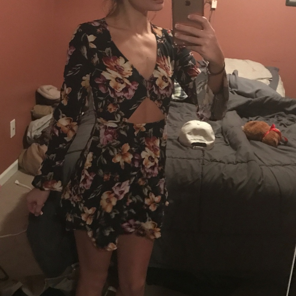 Kendall and Kylie dress