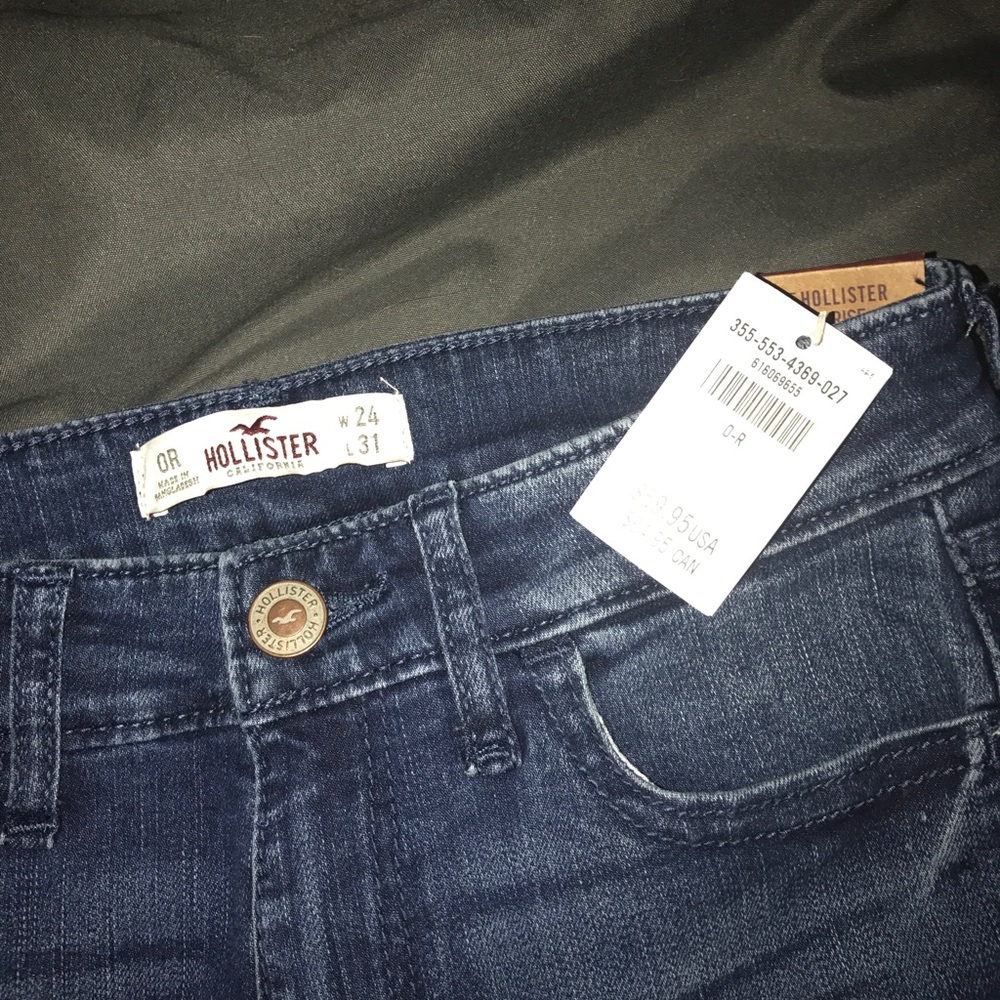 Dark wash Hollister jeans high rise