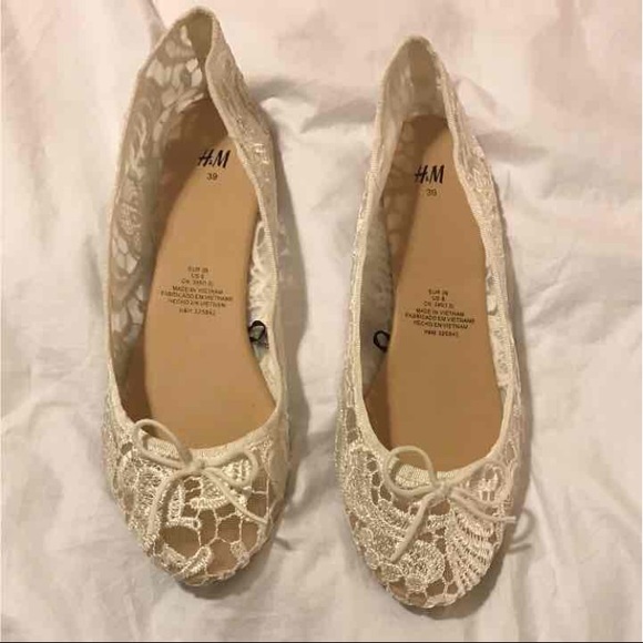 H&M Flats - Picture 1 of 4