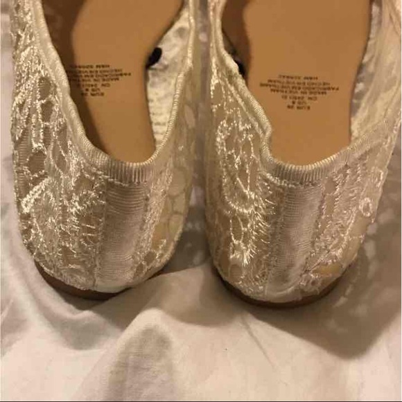 H&M Flats - Picture 3 of 4