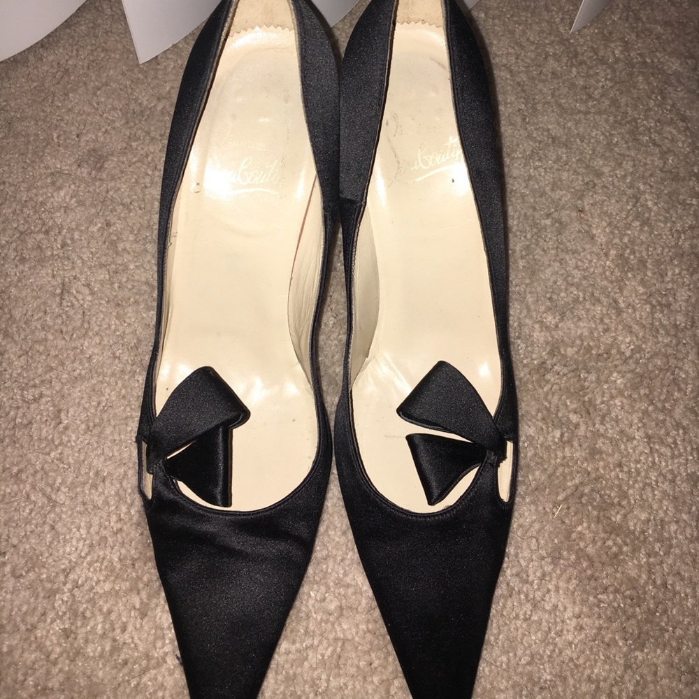 💯 Authentic Christian Louboutins