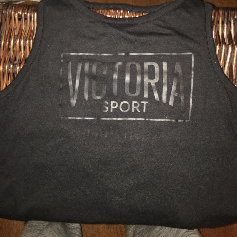 Victoria Sport tank top