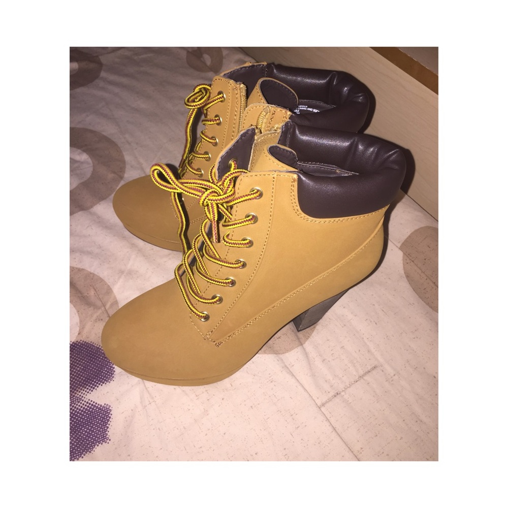 Steve Madden booties