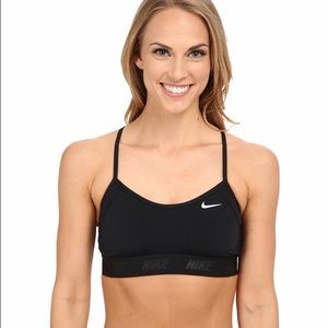 Nike Pro Mesh Sportsbra - SOLD