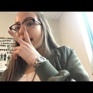 Meet your Posher, Zach