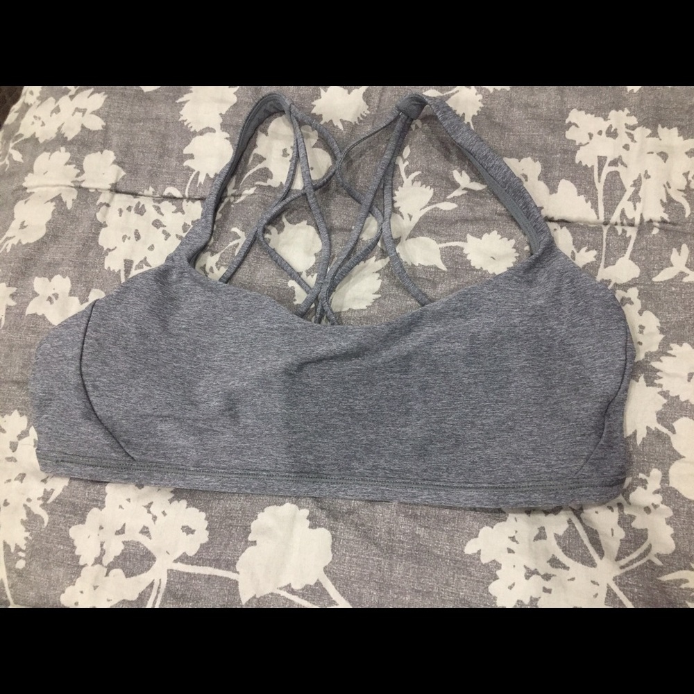 Lululemon Free To Be Zen Bra