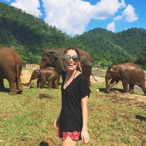 Meet your Posher, Paige