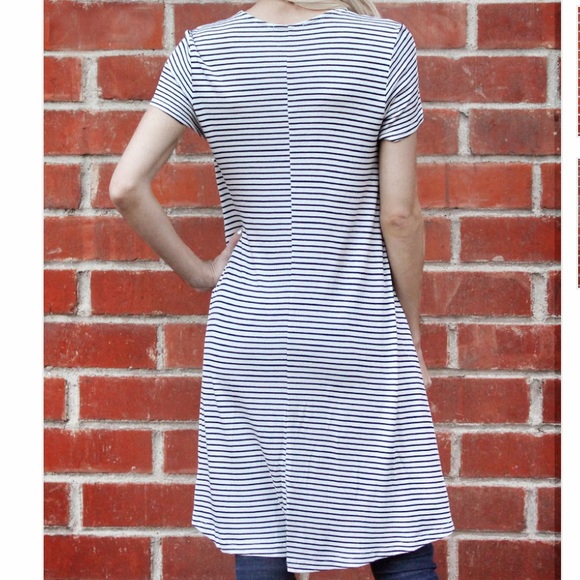 Stripped dress - Picture 2 of 7