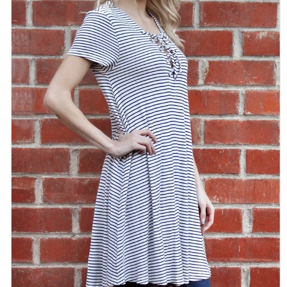 Stripped dress - Picture 3 of 7