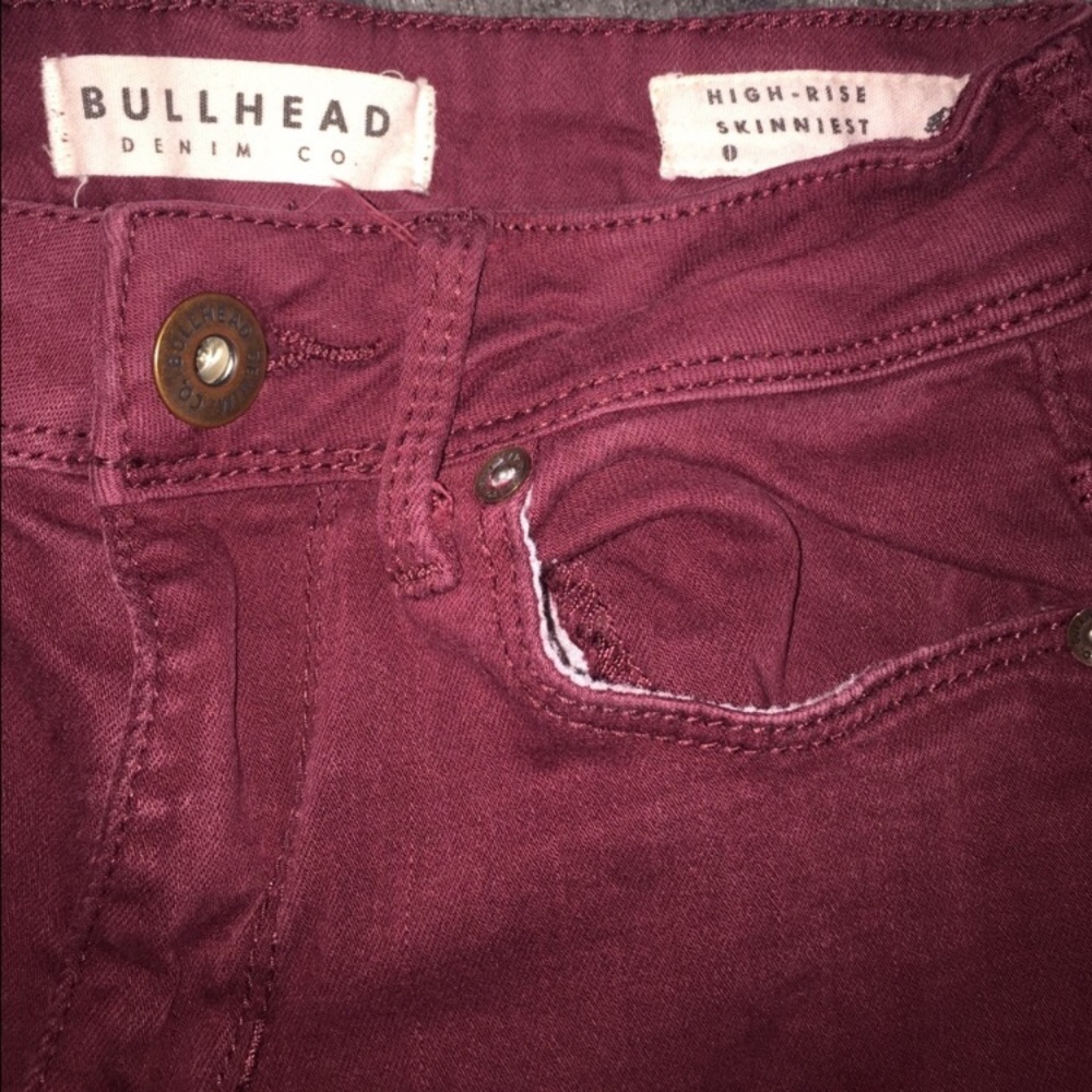 Bullhead High-Rise Skinniest Jeans