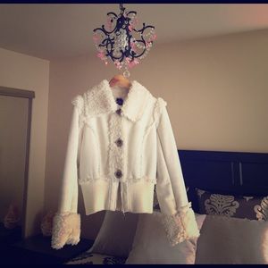 Suede beige/white 2b Bebe jacket large