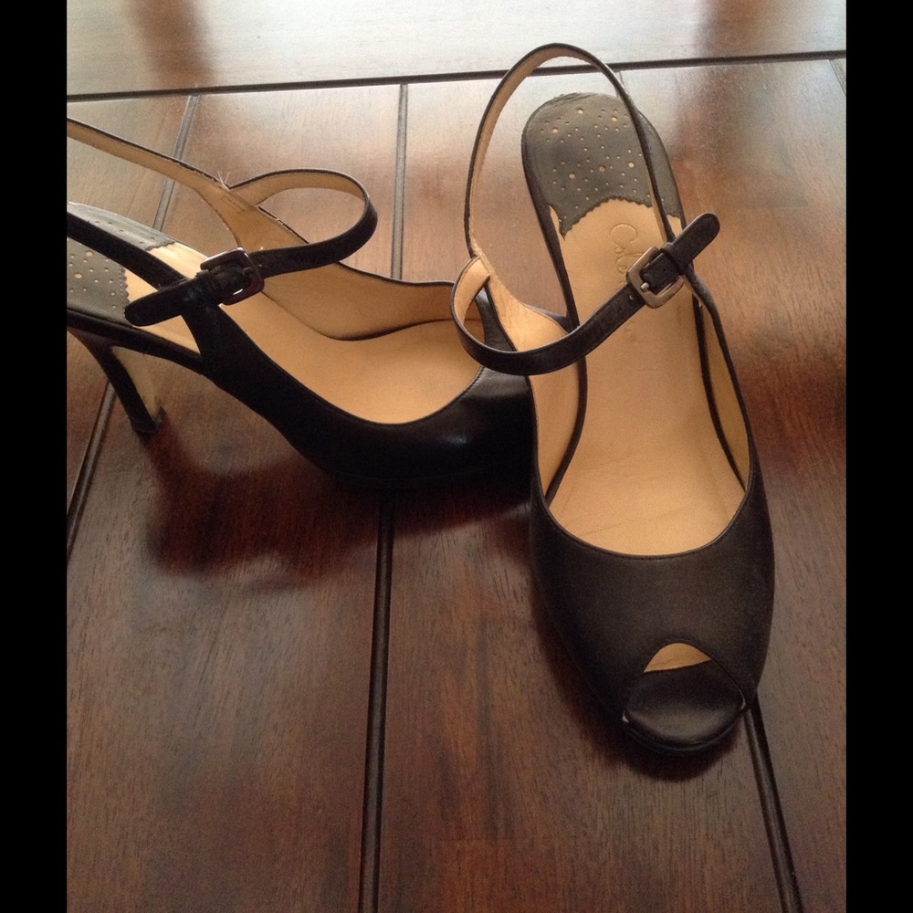 Cole Haan womens size 9.  Peep toe sling back