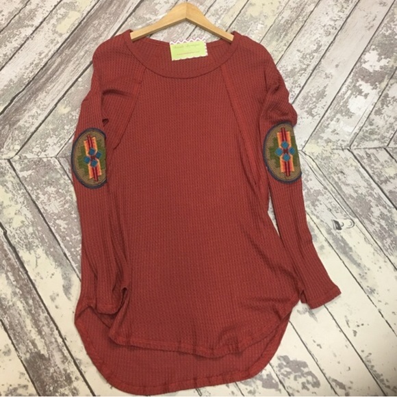 ❌SOLD❌ Aztec elbow patch Henley - Picture 2 of 4