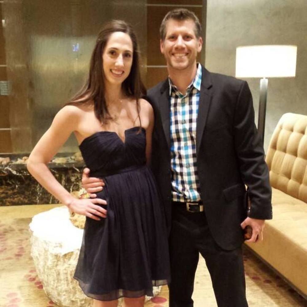 Meet your Posher, Brooke