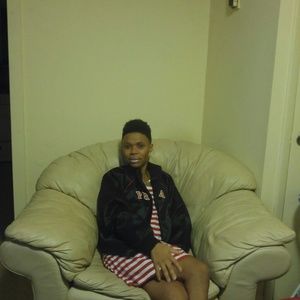 Meet your Posher, Donetta