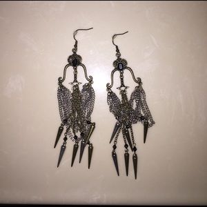 NWOT Charming Charlie Earrings