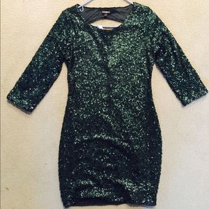 NWT Express green sequin dress • Size 8