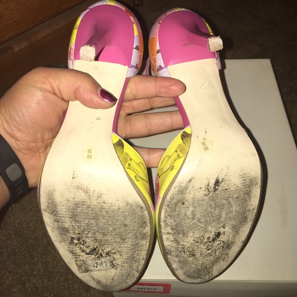 BCBG Multi Strawberry Girl Combo Nabuk/NA - Picture 6 of 7