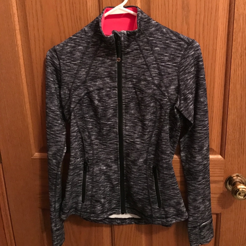 NEVER WORN lululemon zip up!