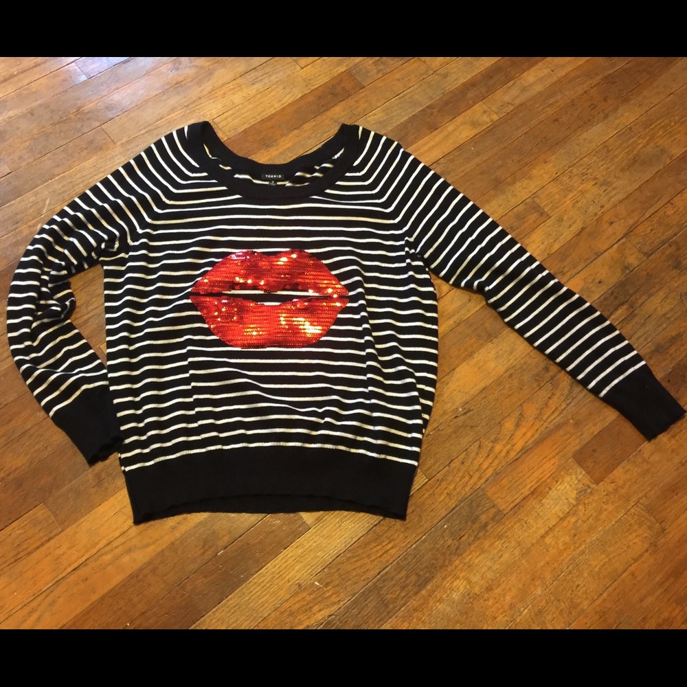 Black & white striped sequin lips sweater