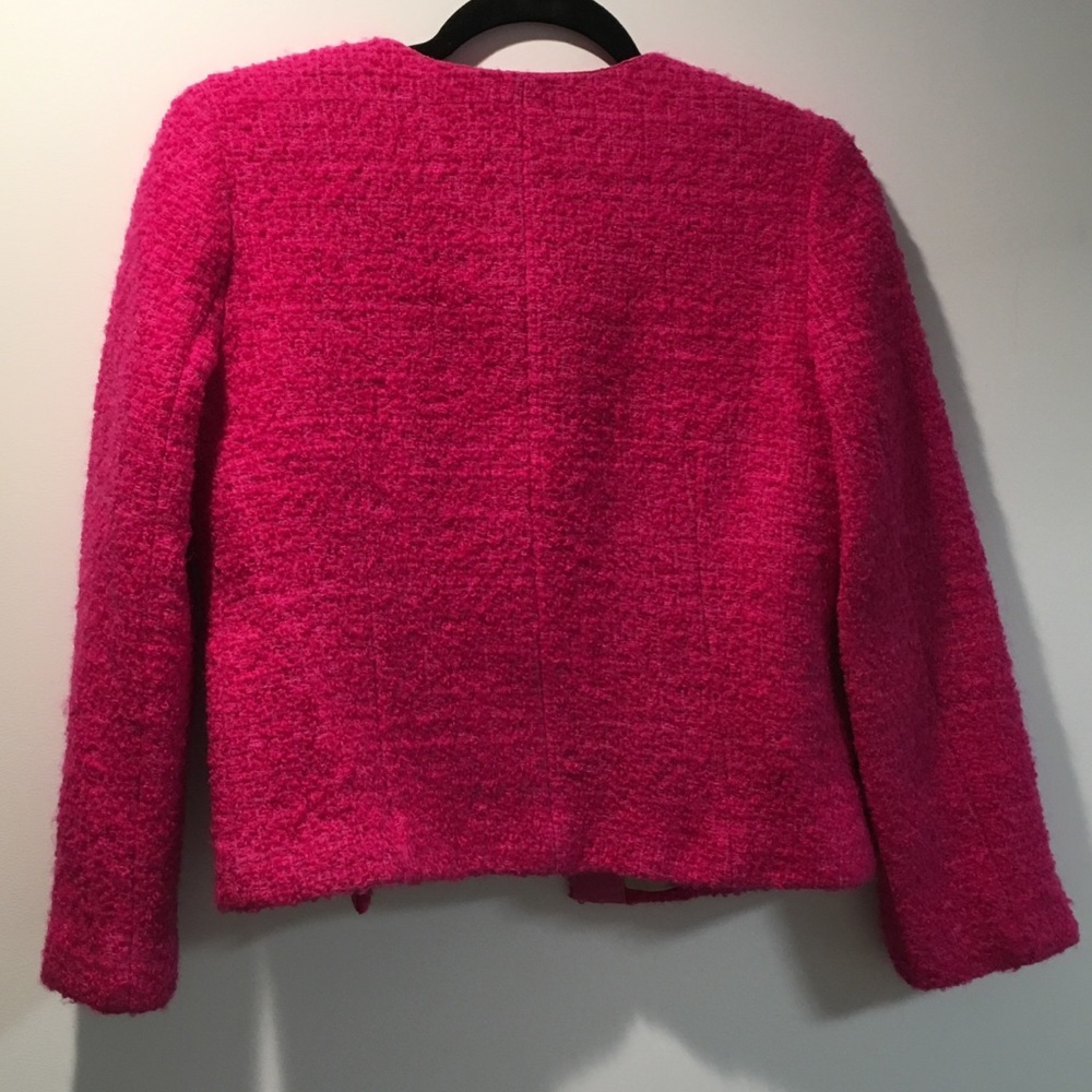 Blazer - Picture 2 of 2
