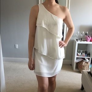Express one shoulder white tiered dress • size 6