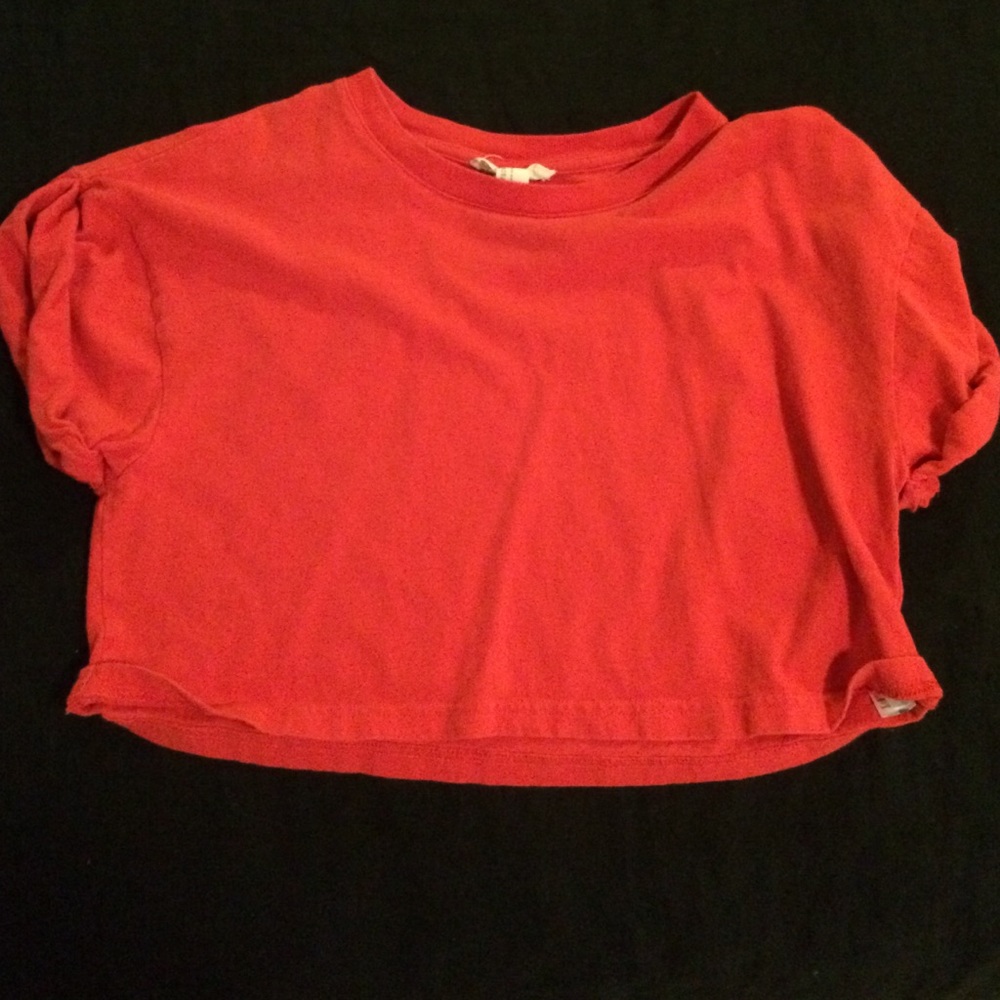 Forever 21 wide arm crop top!