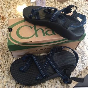 Men's new Chaco's size 9