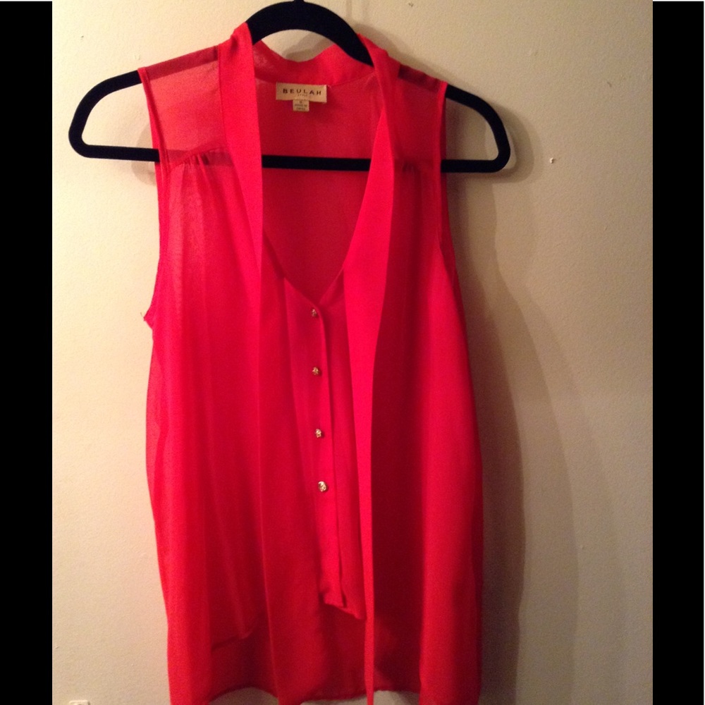 ❤️Sleveless red blouse❤️ - Picture 5 of 5