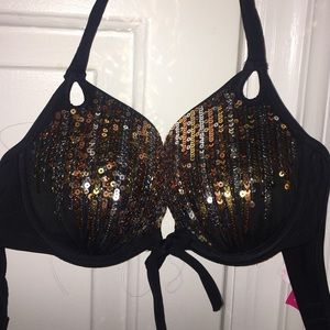 new never worn victoria secret bathing suit top