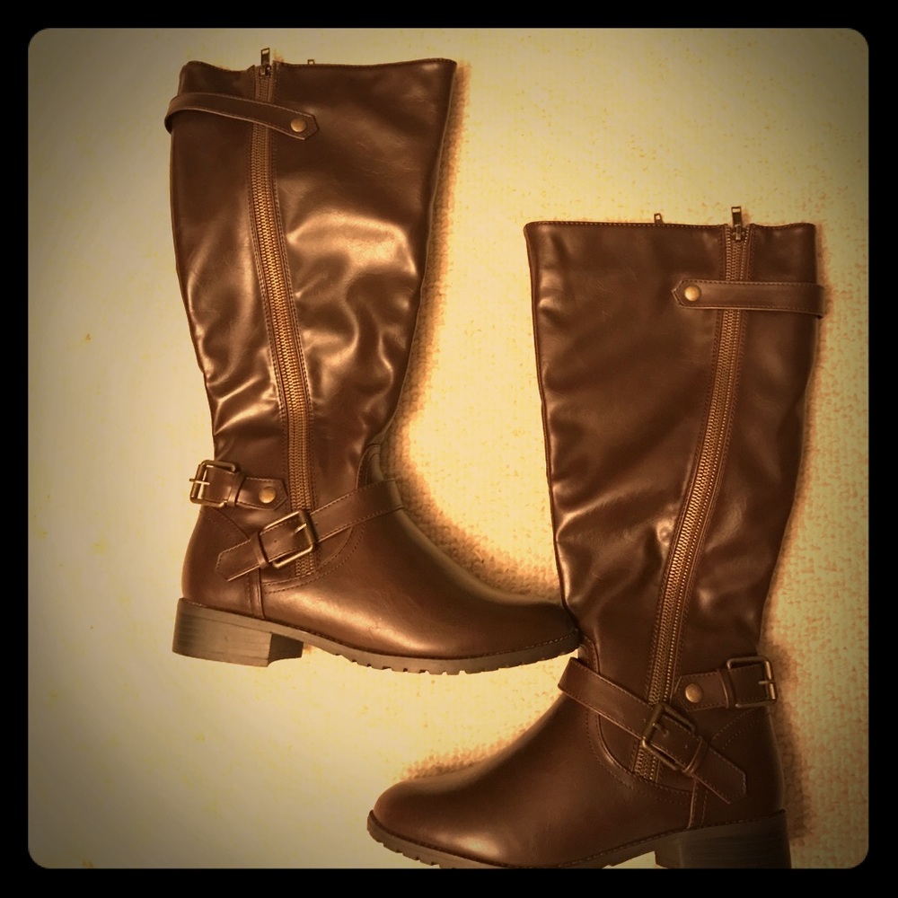 Brown boots