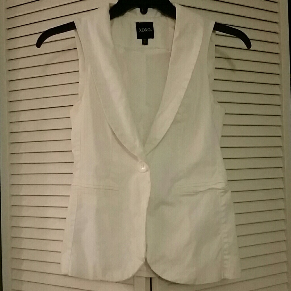 Xoxo white cotton Vest