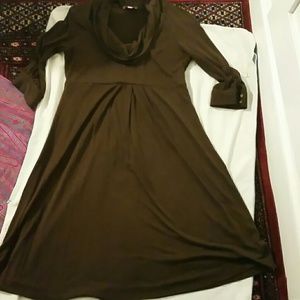 Lilly pulitzer  silk dress, very cute on!