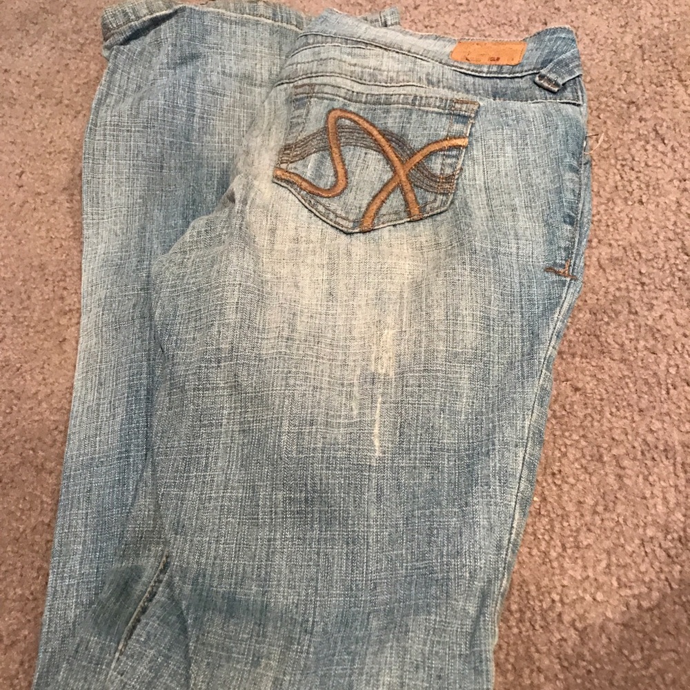 Jeans