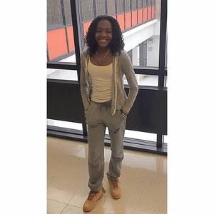 Meet your Posher, Avanii