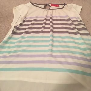 Elle spring top