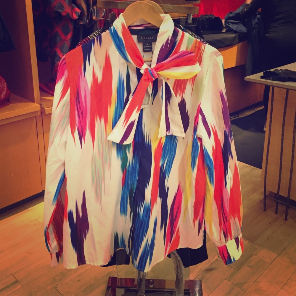 Never worn XL Gracia stylish top.