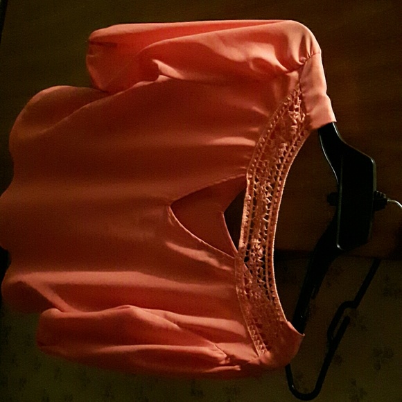 Top - Picture 3 of 4