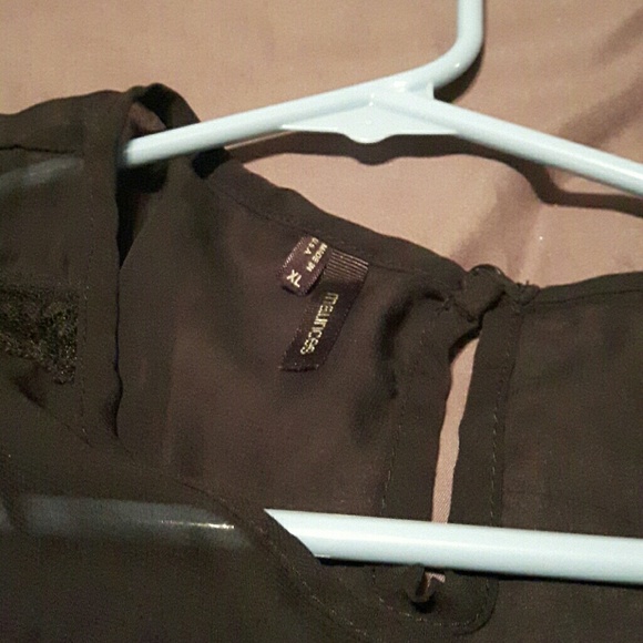 Top - Picture 3 of 3