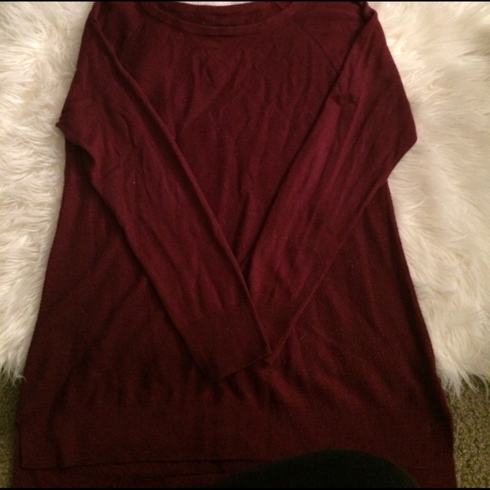 Dark red knot top.