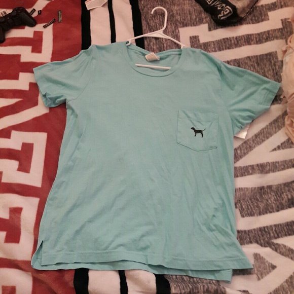 Victoria Secret Pink shirts - Picture 3 of 4