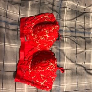 BRAND NEW valentines bra.
