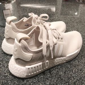 NWOT adidas NMD R1 talc & white