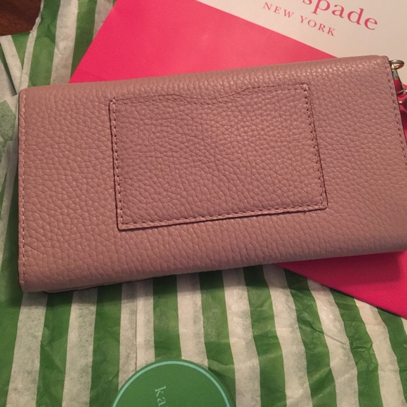 💞Kate Spade Wallet💞 - Picture 4 of 4