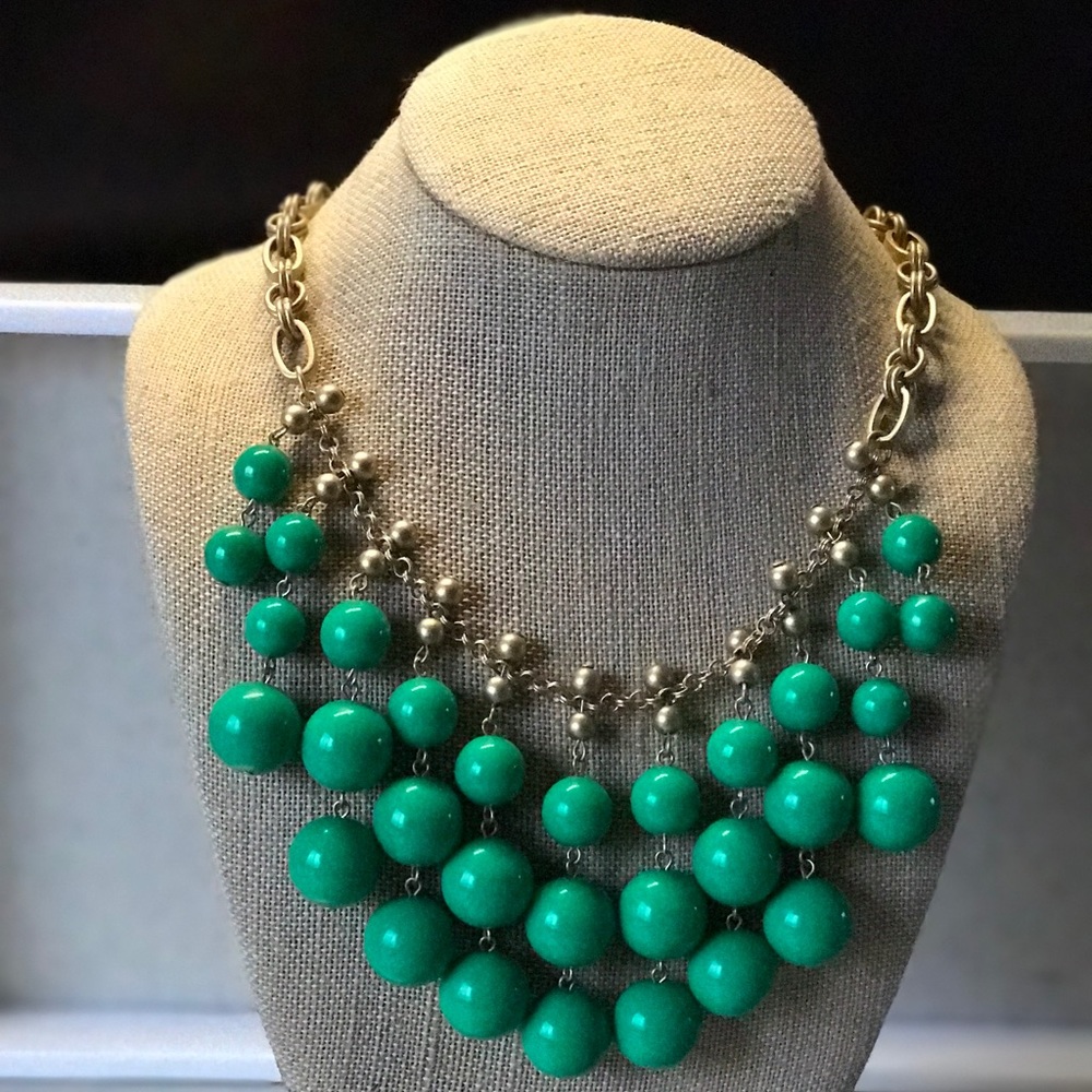 Stella & Dot Jolie Bib Neclace