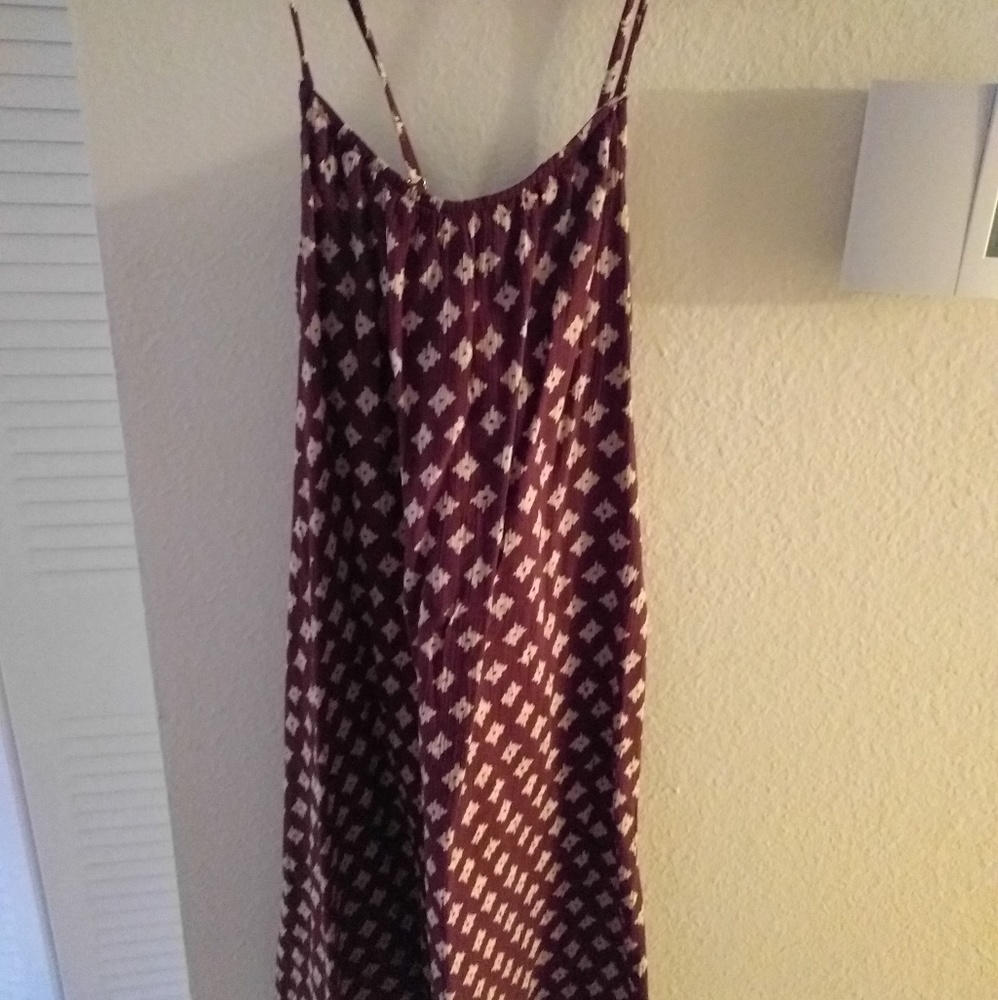 Gab criss cross back dress - Picture 1 of 4