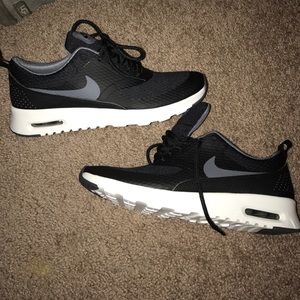 Nike air max Thea size 7 Brand New