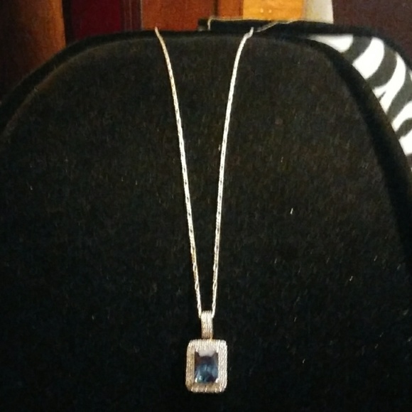 Sterling silver Sapphire pendant