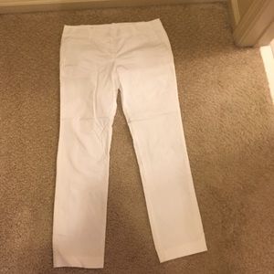 White pants from Ann Taylor. Size 6P.