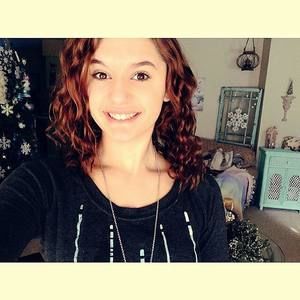 Meet your Posher, Kelly